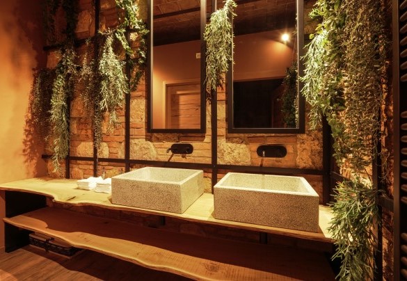 The double lavabo in the guest bathroom on the ground floor – Agriresort Bacaringhe 