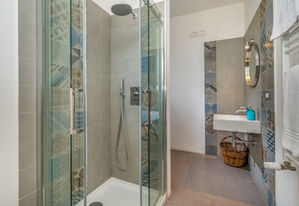 Il bagno ensuite della camera n°2 - Agrumé Country House