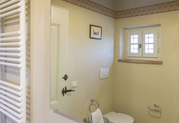 Bathroom with shower on the first floor - Albachiara
