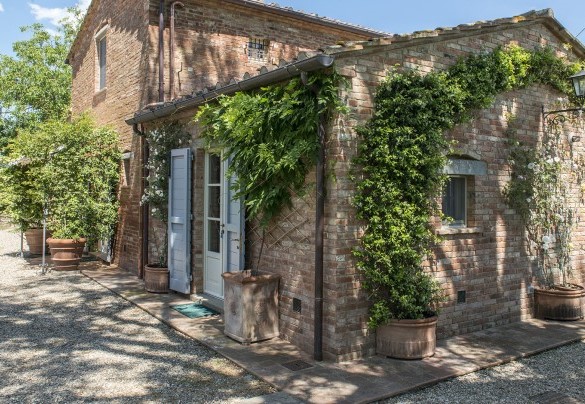 The beautiful stone farmhouse - Albachiara