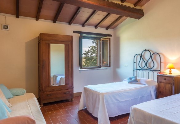 Twin bedroom nr.3 with joinable beds on first floor - Amantino