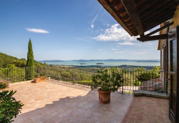 The panoramic terrace on the first floor - Antiche Pietre