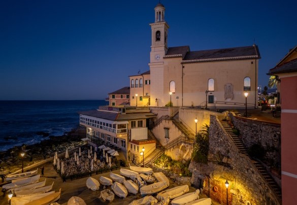 The church of Sant’Antonio, overlooking the picturesque village of Boccadasse – Aurora