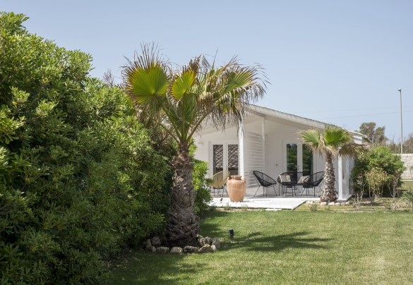 The terraces of bedrooms n. 2 and 3 in annex n. 1 - Baia L’Aura