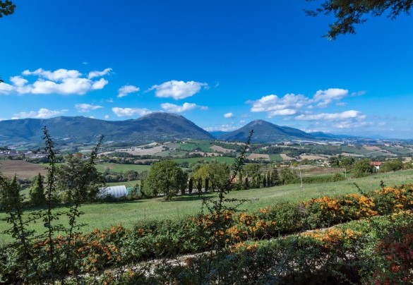 Meraviglioso panorama sulle Monti Sibillini - Borgo Colle Ridente 13