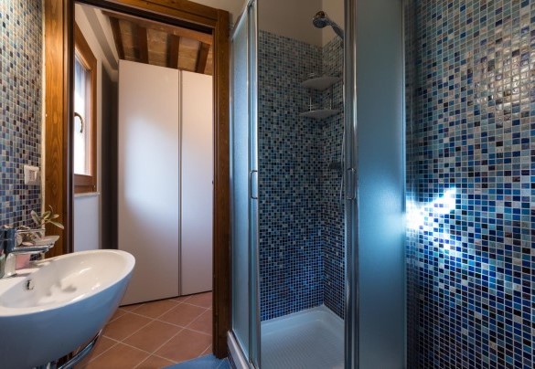 En-suite bathroom in the dependance - Borgo da Monte 