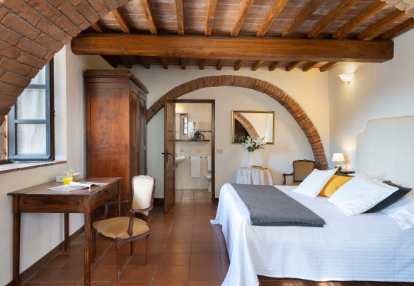 Double bedroom with divisible bed n.1 on the first floor of the main house – Borgo Gallinaio