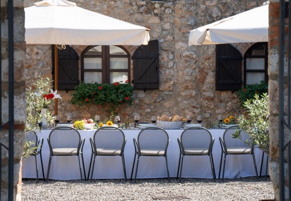 The property reflects all the charm of old 15th century Tuscan buildings – Borgo Gallinaio