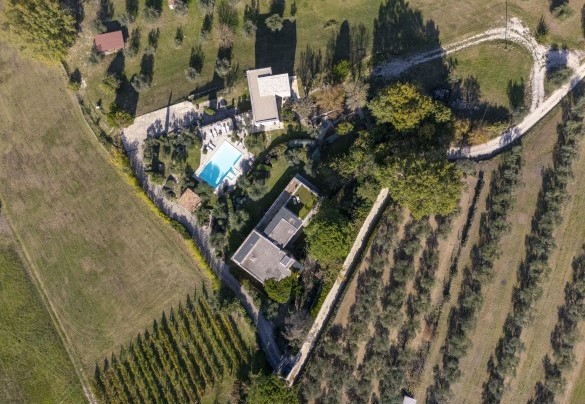 La proprietà vista dall'alto - Brightline Villa