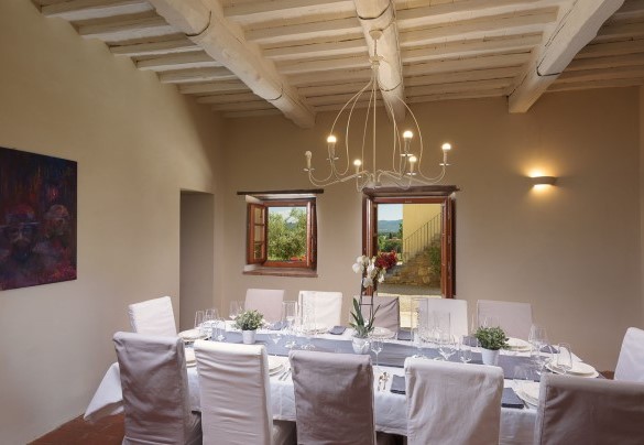 The dining room on the ground floor with external direct access on the ground floor – Ca Maggiore