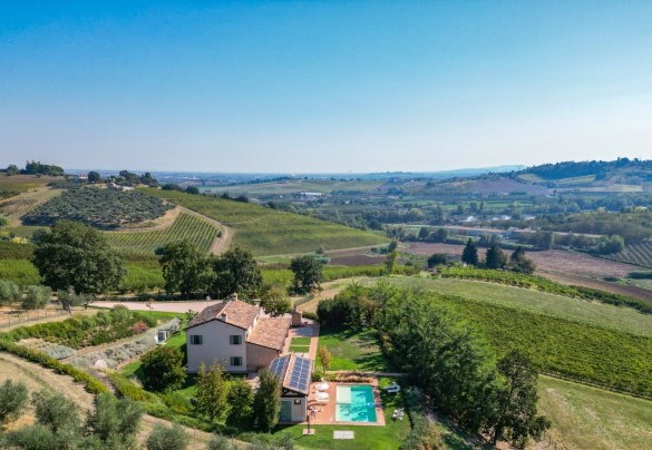 Aereal view of the villa - Ca' Pellicciano