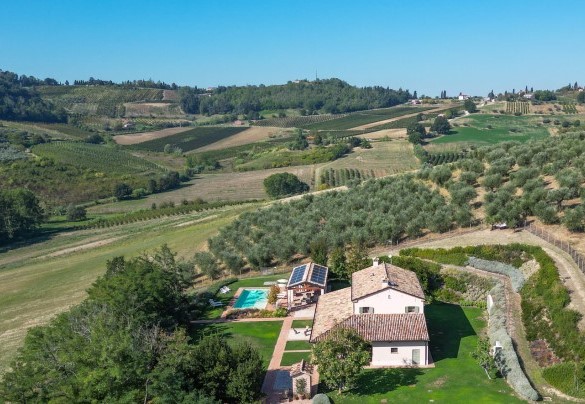Aereal view of the villa - Ca' Pellicciano