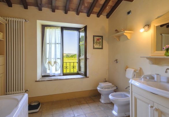 Bathroom with tub no. 1 - Ca Seppe