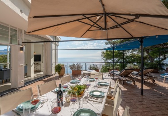Banquets with sea views - Casa Chiara