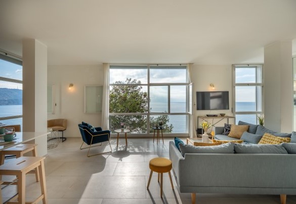 Living area with panoramic view - Casa Chiara