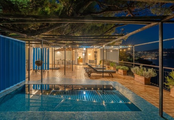 Mosaic tiling for the pool – Casa Chiara