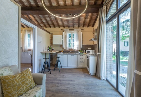 The lovely living room with kitchenette in the annex - Casa Ciculino