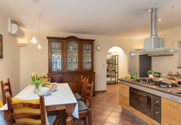 The kitchen in the unit 1 – Casa da Sogno