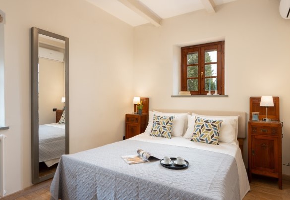 The double bedroom no. 6 on the first floor in the unit 2 – Casa da Sogno