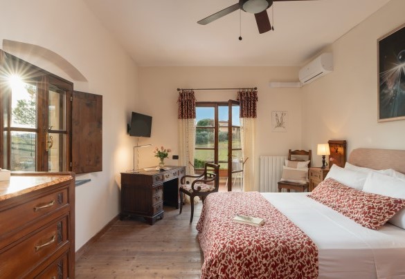 The double bedroom no. 2 on the first floor in the unit 1 – Casa da Sogno	