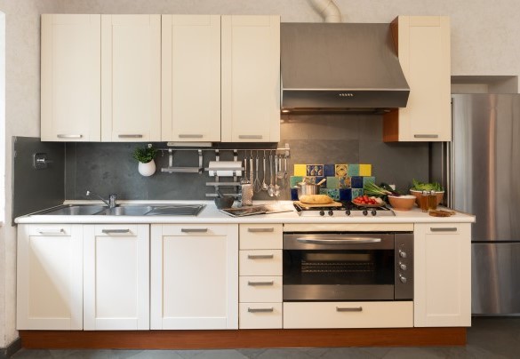 Cucina accessoriata collegata alla sala da pranzo - Casa del Duca