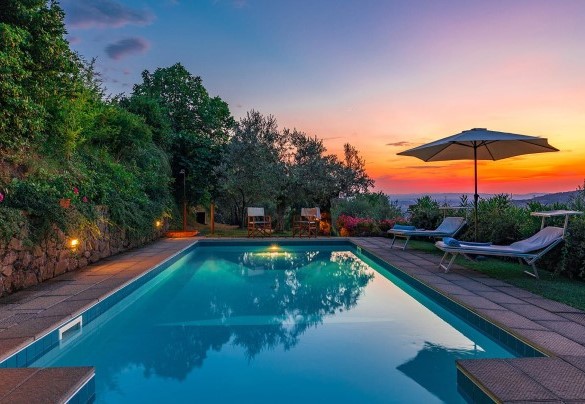 The swimming pool at sunset - Casa del Sole