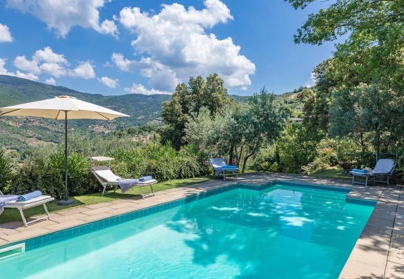  The swimming pool embraced by the typical vegetation of the area - Casa del Sole