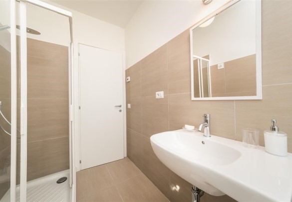 Bathroom n.3 serving room n.2 - Casa di Eolo 8+2