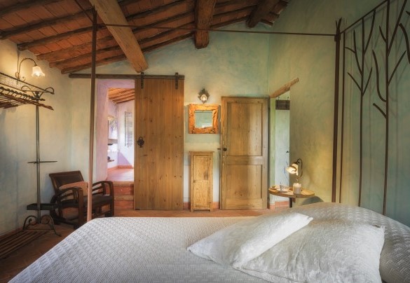 Double bedroom n.1 in unit 2 with bathroom en-suite  - Casa di Pan    