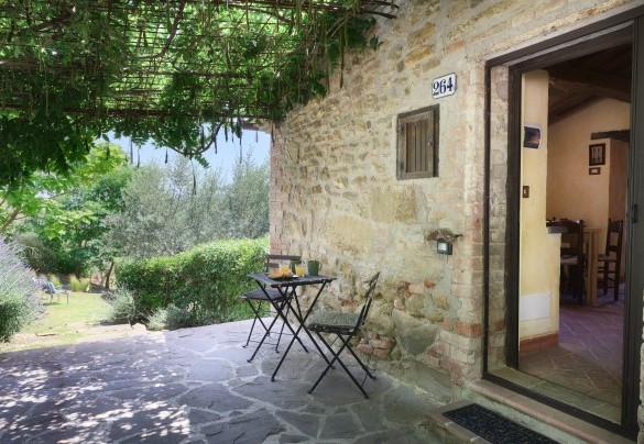 The beautiful sedond pergola on the higher level - Casa di Pan   