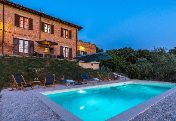 The property is situated on the gentle hills near Città della Pieve - Casa Eusebia