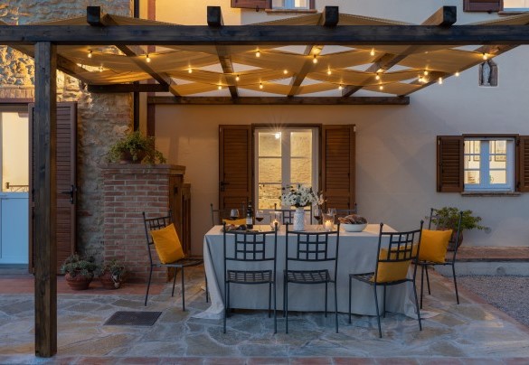 Terrazza esterna di notte - Casa la Fenice 