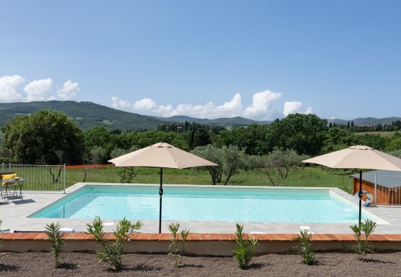 Bellissima piscina con vista sulle colline toscane -Casa la Fenice