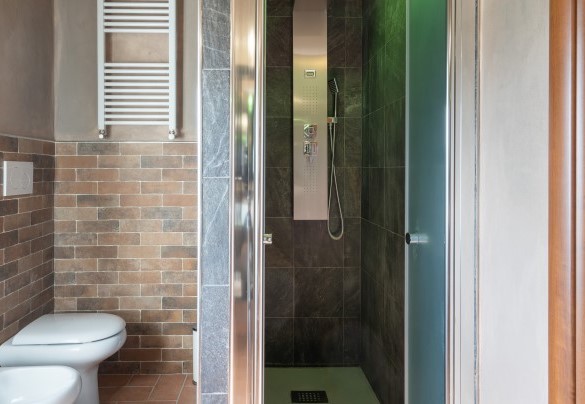 Bagno con doccia emozionale n.5 al primo piano - Casa La Fenice