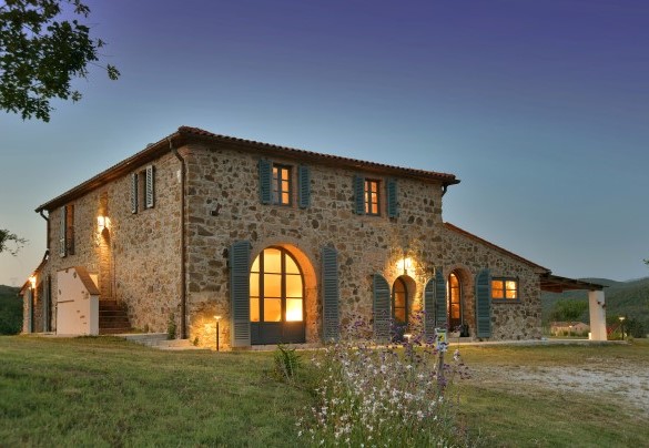 The house by night – Casa La Pratellaccia