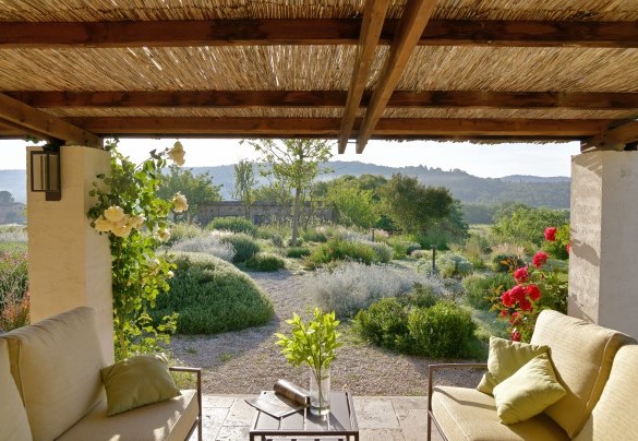 The bed of aromatic herbs in the garden – Casa La Pratellaccia