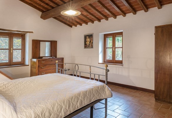 Double bedroom on the first floor - Casa Largnano
