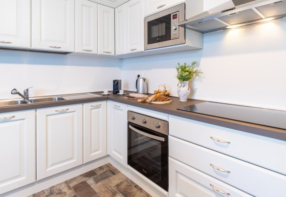 The functional kitchen - Casa Leonarda