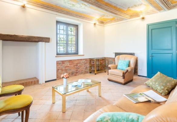 The sitting room in the double bedroom on the ground floor - Casa Leonarda
