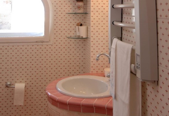 Bathroom with shower n.1, en-suite at the bedroom n.1 – Casa Maria 6+2