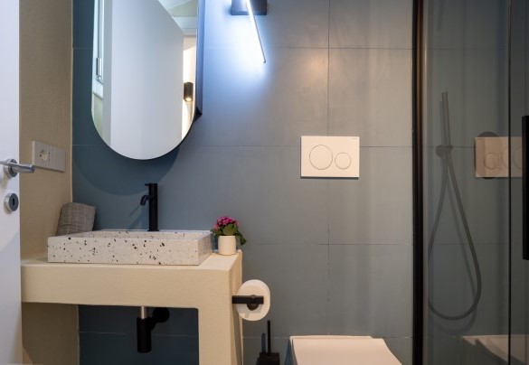 Bagno en suite con doccia n. 1 – Casa Moros