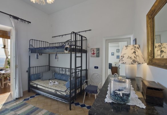 Bedoom n.2 with two bunk beds connected to bedroom n.1 – Casa Noemi 4+2