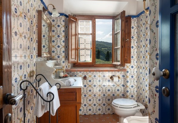 Il bagno con doccia n. 1 al piano terra – Casa Paggetti