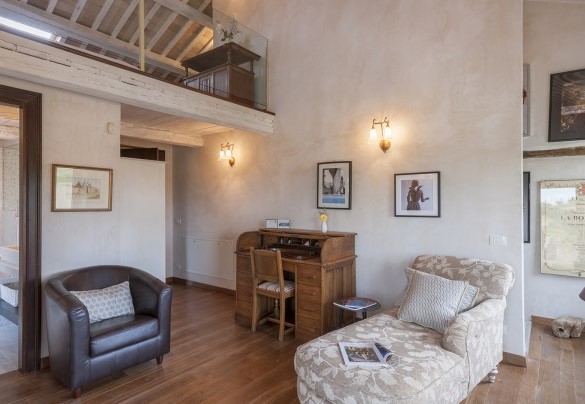 Living space in double bedroom n.1 – Casa Sant'Elia