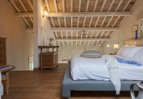 Double bed in the double bedroom loft n.1 – Casa Sant'Elia
