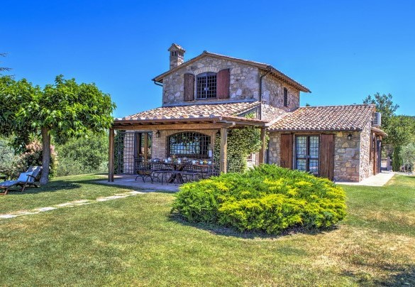  The back of the farmhouse - Casal del Salice