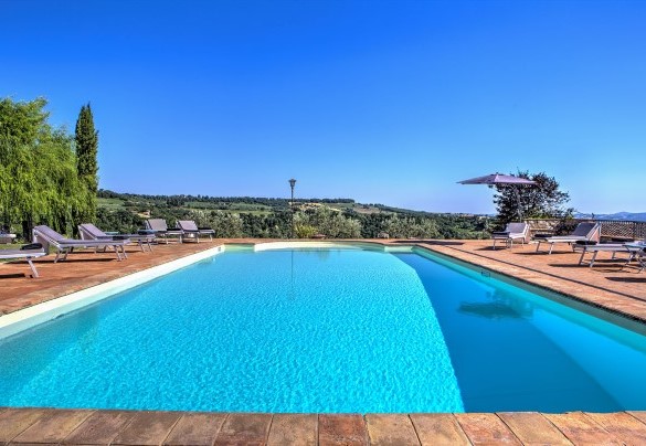  The beautiful equipped swimming pool - Casal del Salice
