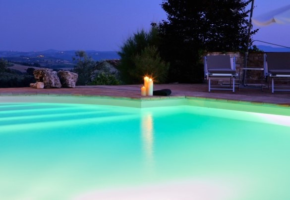 The pool at sunset - Casal del Salice