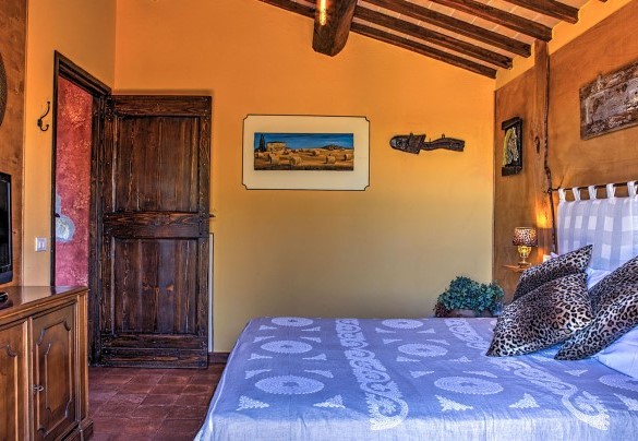 Double bedroom on the ground floor - Casal del Salice