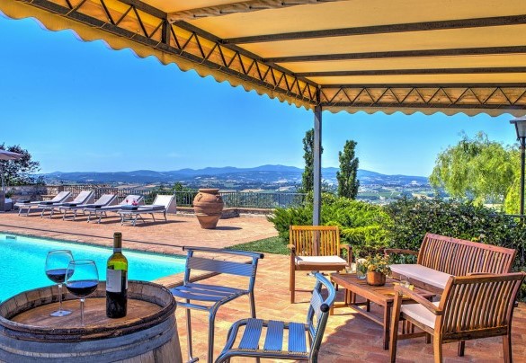 The gazebo in the pool area furnished with sofa and table - Casal del Salice